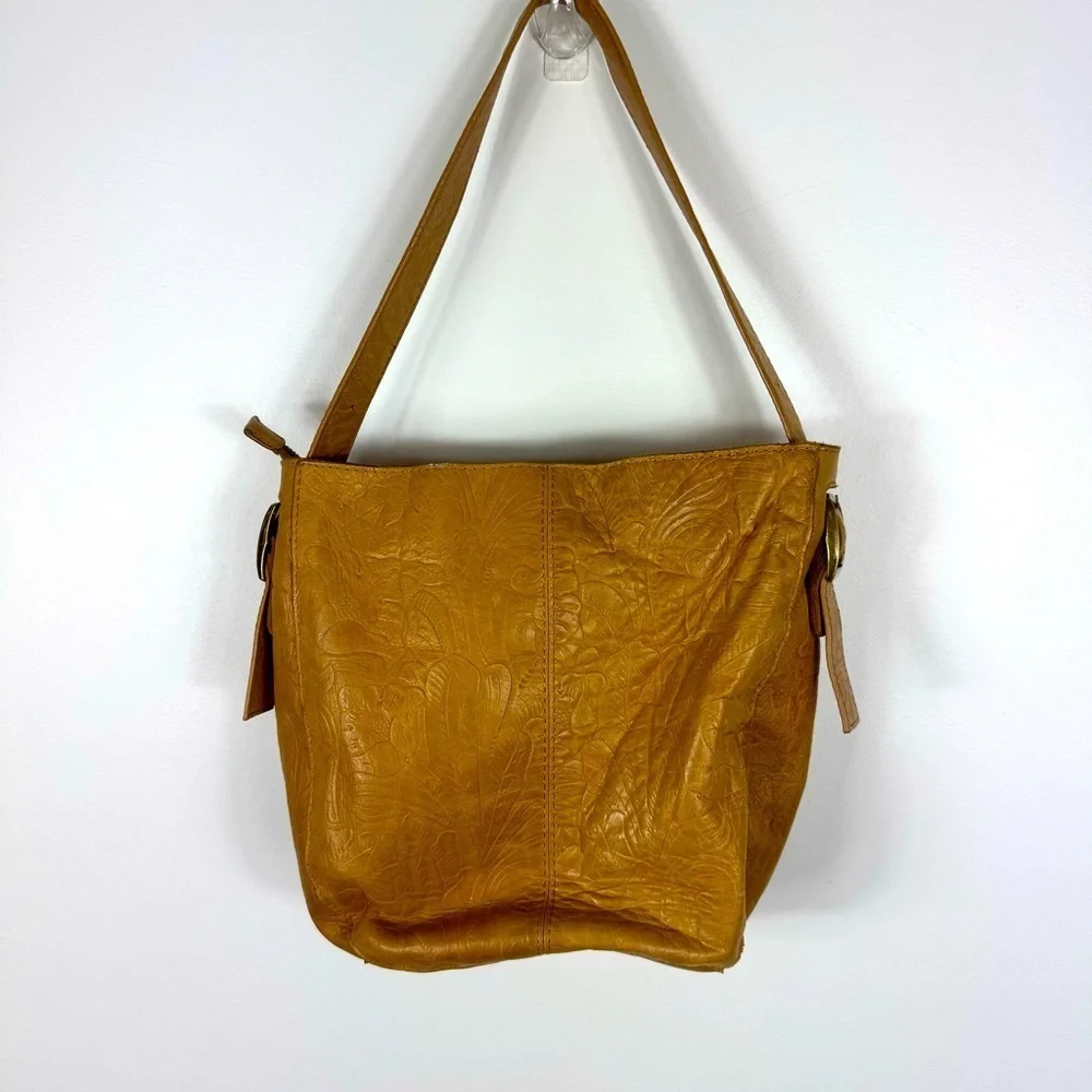 American Leather Co. Embossed Floral Flowers Tan Beige Shoulder Bag Purse